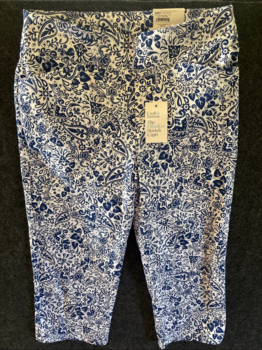 croft & barrow Blue and White Paisley Stretch Capri